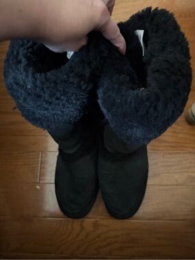 UGG Australia Sundance II Black Sheepskin Winter Boots Women’s Size 8